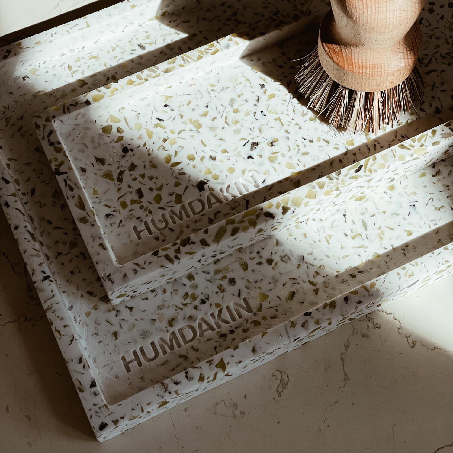 Terrazzo bakke, Natural - 10x25 cm.